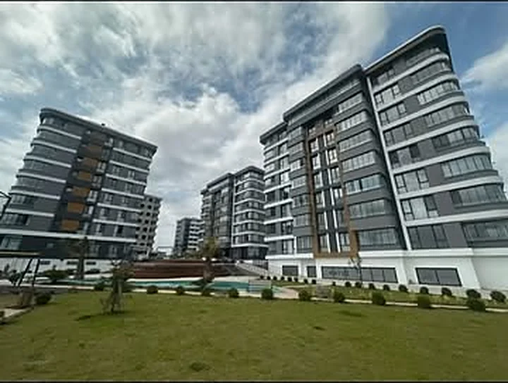 Konut Sitesi Doğrama Uygulaması